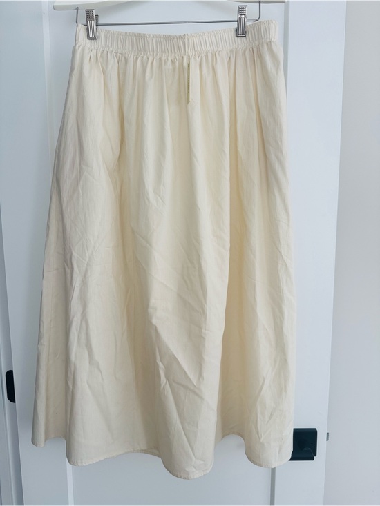 Max Studio Dresses & Skirts - NWT Max Studio Cream Midi Gathered A-Line Skirt with Elastic Waist